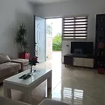 Villa Nefeli *